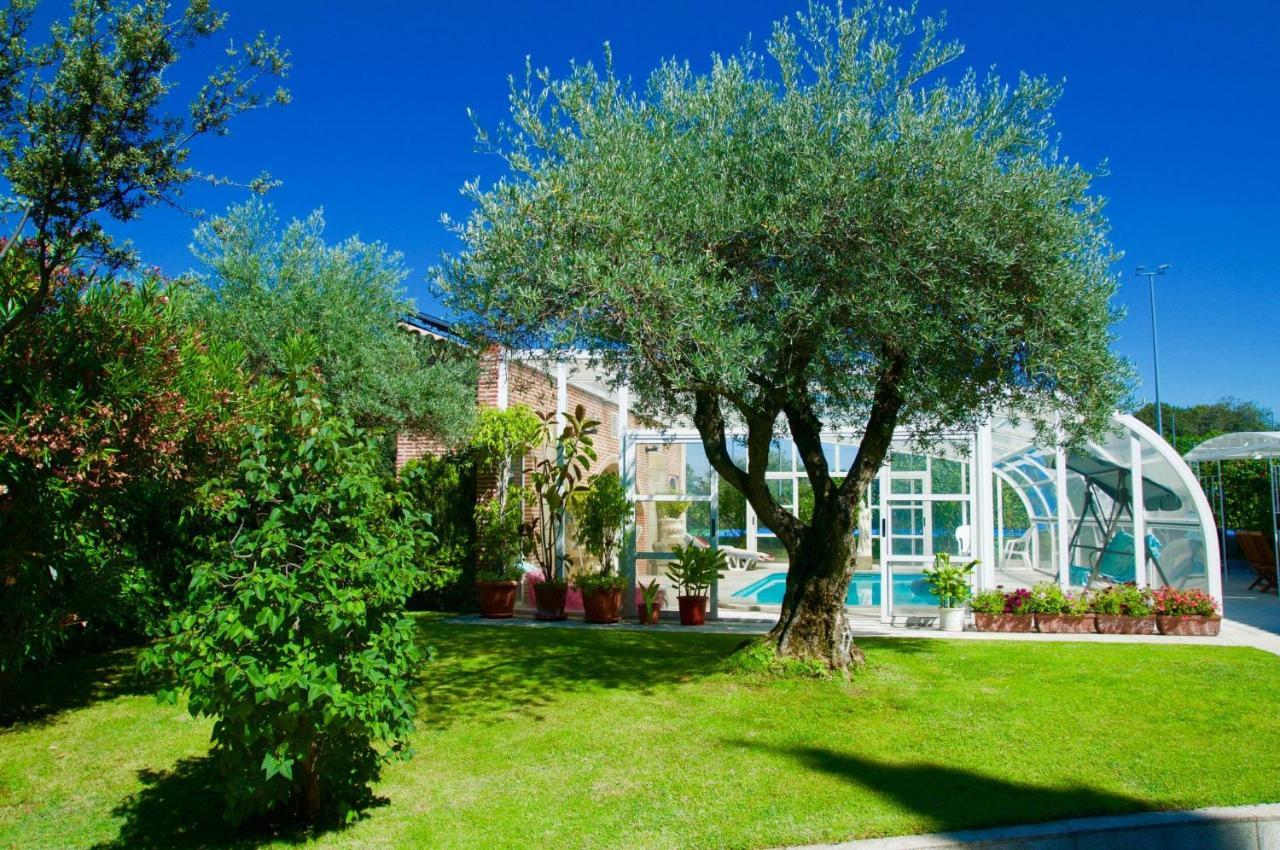 Apartamentos Individuales Con Piscina Galapagar Exterior foto